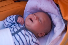 2 mesi: inizia a sorridere